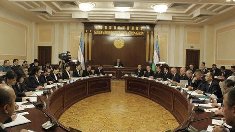 O‘zbekiston Oliy sudi Plenumi: nomaqbul dalillar yuridik kuchga ega emas