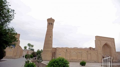 Бухорода қадимий кўприк қолдиқлари топилди