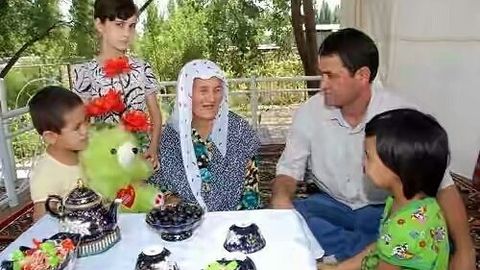 Қорақалпоғистондаги энг ибратли оила аниқланди
