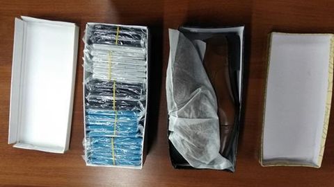 Sirdaryoda bojxonachilar 45 dona telefonning olib o‘tilishiga chek qo‘ydi