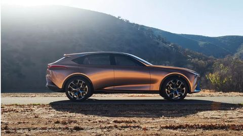 Lexus “to‘rtinchi flagman”ning dastlabki suratini namoyish etdi