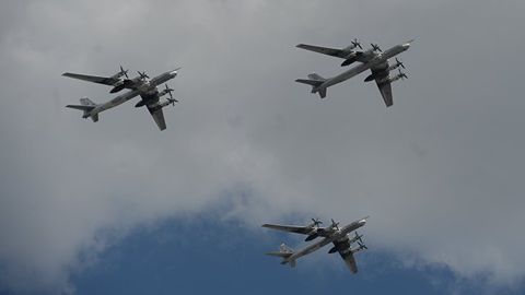 AQSh harbiylari Alyaska qirg‘oqlari yaqinida Rossiyaning Tu-95 strategik raketa tashuvchilarini to‘xtatib qoldi