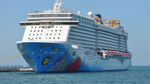 Norwegian Breakaway kemasining tajribasiz shifokori bemorning qo‘li kesib tashlanishiga sabab bo‘ldi