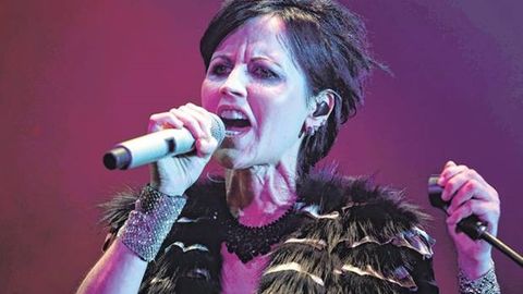 The Cranberries солистининг ўлими сабаби маълум қилинди