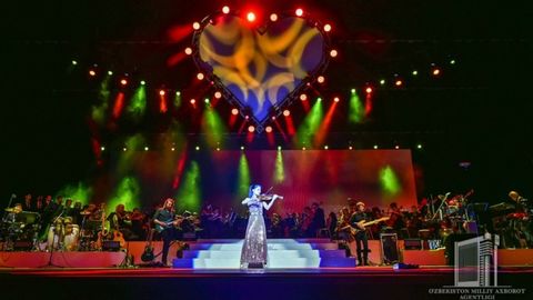 O‘zbekiston yoshlar simfonik orkestri Vanessa Meyning konserti fonogramma ostida o‘tgani haqidagi mish-mishlarni rad etdi