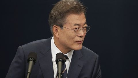 Жанубий Корея КХДР билан йил охиригача тинчлик шартномасини имзолашга умид қилмоқда