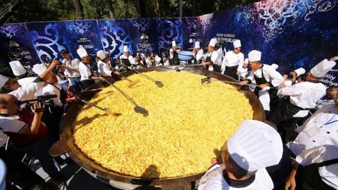 Самарқандда туризм куни муносабати билан 1 тонналик палов тайёрланади