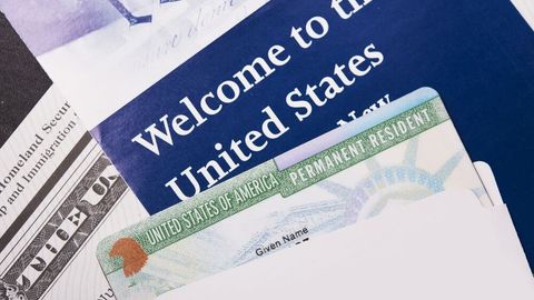 3 октябрдан Green Card лотереясини тўлдириш бошланади: нималарни билиш керак?