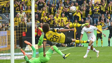 Buni ko‘rish kerak! Bundesligada avgust oyining eng chiroyli goli aniqlandi (video)