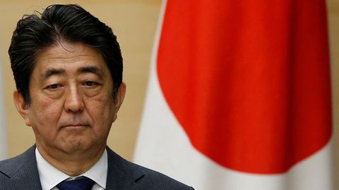 Sindzo Abe 2021-yilgacha Yaponiya bosh vaziri bo‘lib qoladi