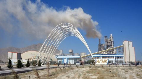 Jizzax sement zavodi atrofni ifloslantirgani sababi ma’lum qilindi