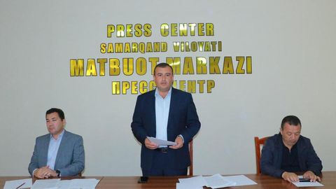 Samarqandda bosma nashrlar adadi kamayib ketgani tanqid qilindi