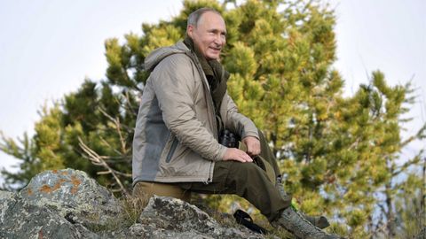 Vladimir Putin dam olish kunini taygada o‘tkazdi