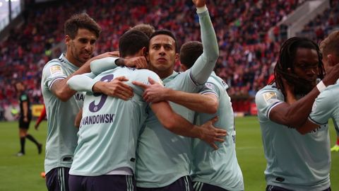 Bundesliga. “Bavariya” g‘alaba qozondi, “Borussiya Dortmund” esa so‘nggi daqiqada g‘alabani boy berdi (video)