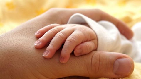 Toshkentda farzandini 15 mln so‘mga sotmoqchi bo‘lgan ayol qo‘lga olindi