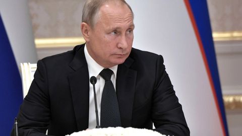 Путин Россиядан Ўзбекистонга қайтаётган транспорт воситаларига озиқ-овқат маҳсулотларини юклашни таклиф қилди