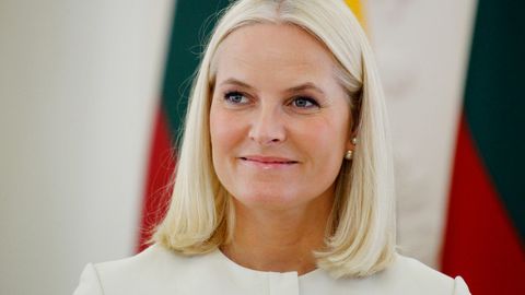 Norvegiya merosxo‘r malikasida “qariyalar xastaligi” aniqlandi