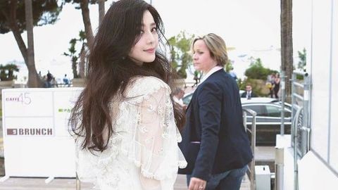 Uch oy avval izsiz yo‘qolgan eng ko‘p daromad oluvchi xitoylik aktrisa topildi