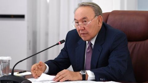 Қозоғистон президенти Нурсултон Назарбоев тўғри кексайиш сирлари билан бўлишди