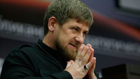 Ramzan Qodirov ingushetiyalik oqsoqol bilan janjallashishga borib, undan uzr so‘rab qaytdi