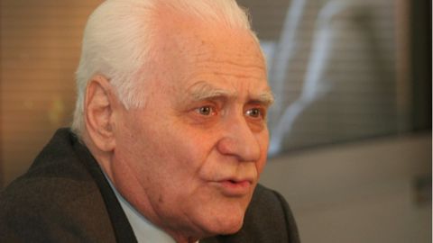 Yerning 1-sun’iy yo‘ldoshi yaratuvchilaridan biri Vaxtang Vachnadze vafot etdi