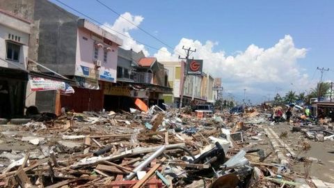 Индонезия қирғоқлари яқинида иккита зилзила қайд этилди