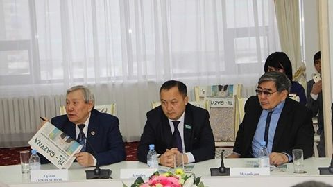 Qozog‘istonda lotin yozuvidagi birinchi gazeta taqdim etildi