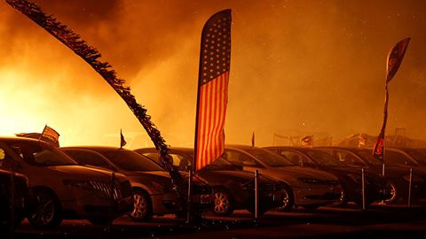 Kaliforniyada o‘rmon yong‘inlari 15 ming gektardan ortiq maydonni egallab oldi