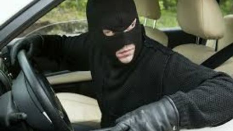 Namanganda qarovsiz qoldirilgan Matiz‘ni haydab qochgan shaxs ushlandi