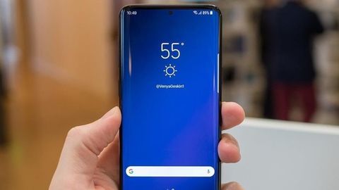 Galaxy S10 нинг «ёриқли» экрани суратлари пайдо бўлди