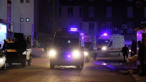 Turkiya harbiy bazasidagi portlash oqibatida 25 nafar harbiy jabrlandi