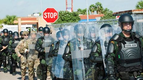 Meksika bilan chegaraga qo‘shinlarni joylashtirish AQShga 40 mln dollarga tushadi