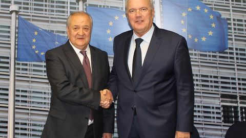 Abdulaziz Komilov Bryusselda Yevropa Ittifoqi komissari bilan uchrashdi