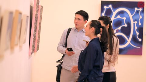 Janubiy Koreya zamonaviy rassomlarining O‘zbekistondagi ilk ko‘rgazmasi boshlandi