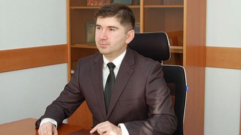 Рустам Абдураупов Республика бизнес ва бошқарув олий мактаби директори лавозимига тайинланди