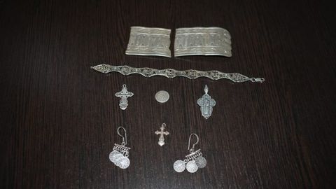 Buxoroda hukumronlik qilgan Abdulahadxon davriga oid zargarlik buyumlari topildi