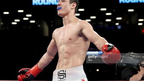 Shohjahon Ergashev argentinalik raqibini 18 soniyada nokautga uchratdi