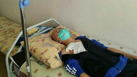 Oqqonga chalingan Muhammadjon yaxshilardan najot kutmoqda