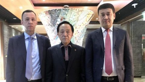 Умид Аҳмаджонов Жанубий Кореяда Осиё таэквондо уюшмаси президенти Ли Кю Сёк билан учрашди, у январда Ўзбекистонга келади