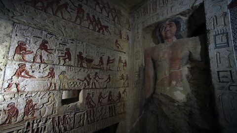 Misrda oliy kohinning butun qabri topildi