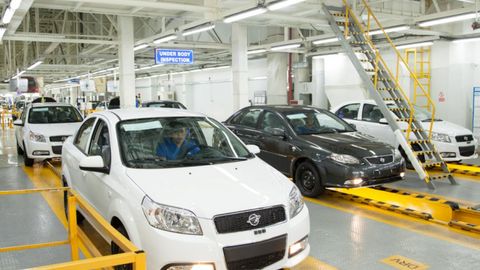 Асака автомобиль заводи 15 кунга ёпилади