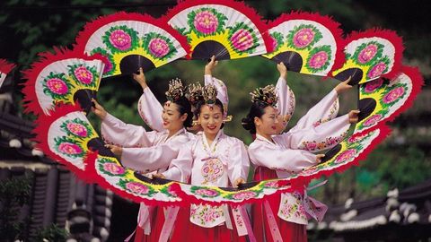 Термизда Корея маданияти кунлари бошланди