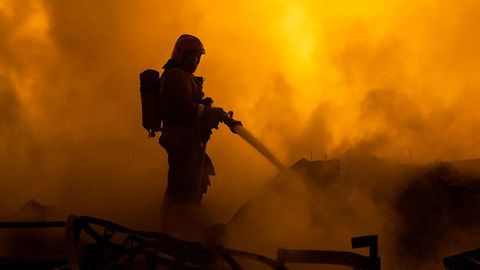 Sayxunobodda ishchilar vagoni yonib ketdi, biri kishi halok bo‘ldi