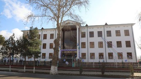 Termizda Surxondaryo viloyat adliya boshqarmasining yangi binosi foydalanishga topshirildi