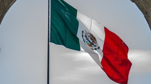 Meksikada neft quvuri portlashi qurbonlari soni 114 kishiga yetdi