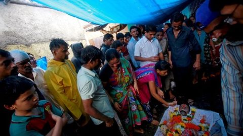 Hindistonda sifatsiz alkogoldan zaharlanish oqibatida 50 kishi o‘ldi