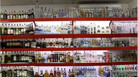 Toshkentda aksiz markasiz 254 million so‘mlik alkogol va tamaki mahsulotlari savdosiga chek qo‘yildi