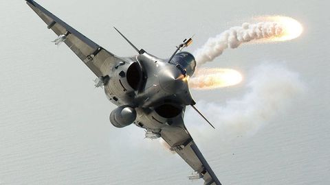Hindistonda Mirage 2000 qiruvchi samolyoti halokatga uchradi