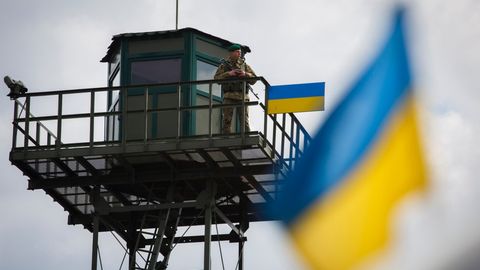 Украина сайловлар олдидан Россия билан чегарада хавфсизлик чораларини кучайтирди