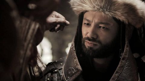 «Бу фильмда қийналганчалик бошқа фильмларда қийналмаганман». Алишер Узоқов премьерасига келолмаган «Элпарвар» фильми ҳақида